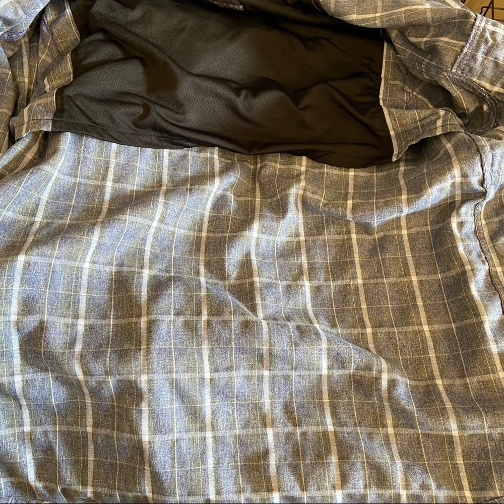 Wrangler Outdoors Long Sleeve Plaid Utility Shirt with Roll Up Sleeves Button L - Picture 11 of 12